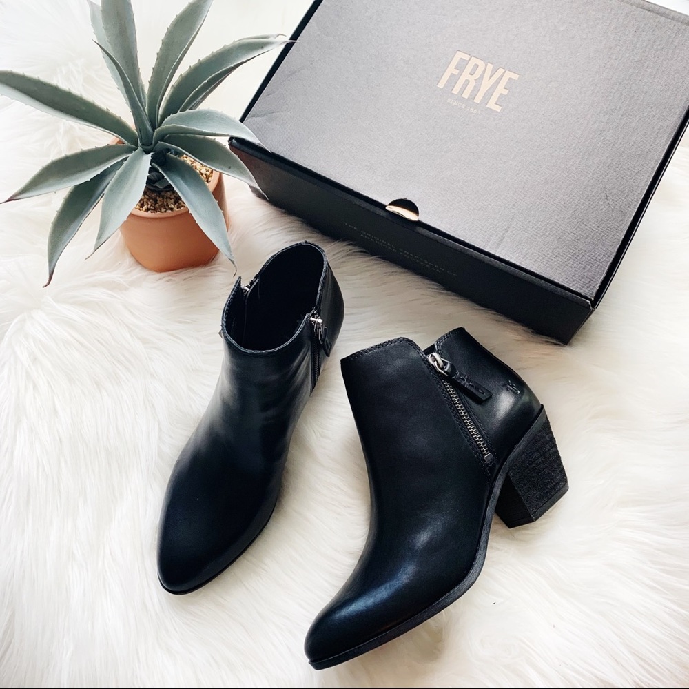 Frye Judith Black Leather Double Zip Ankle Booties